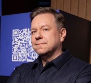 Александр Дементьев
